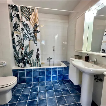 Appartement E2C2 - 3Pieces Vue Mer Avec Piscine & Parking Menton