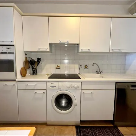 E2C2 - 3Pieces Vue Mer Avec Piscine & Parking *