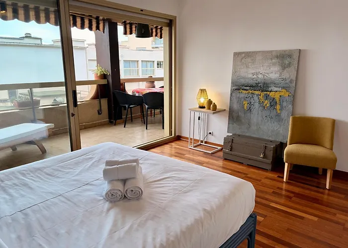 아파트 E2c2 - 3pieces Vue Avec Piscine & Parking 멍똥